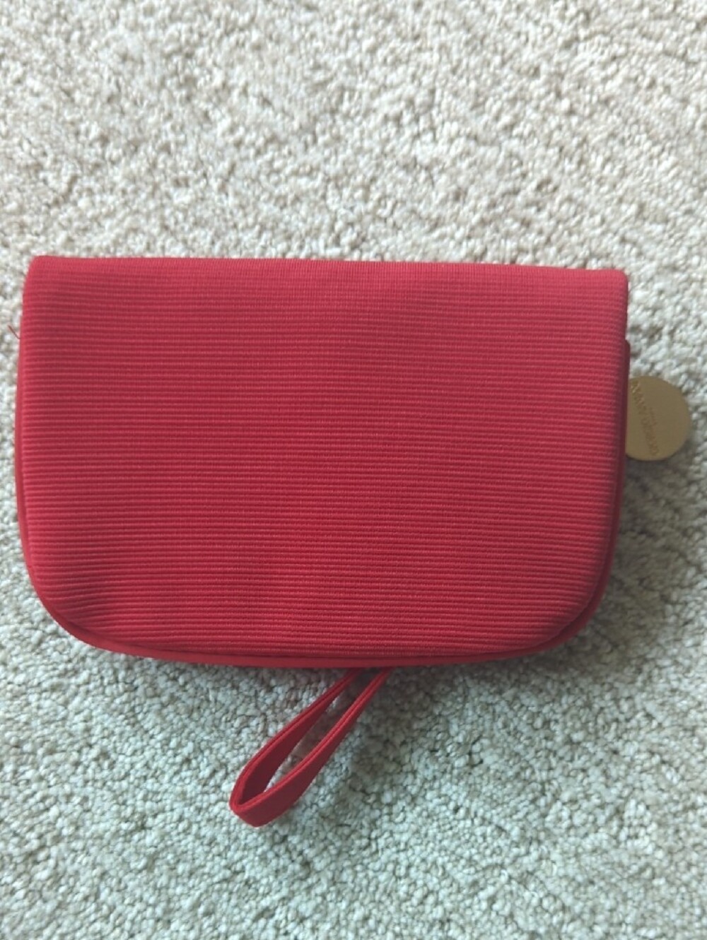 Giorgio Armani Red Fold-Over Wristlet with Gold Plaque - Picture 5 of 7